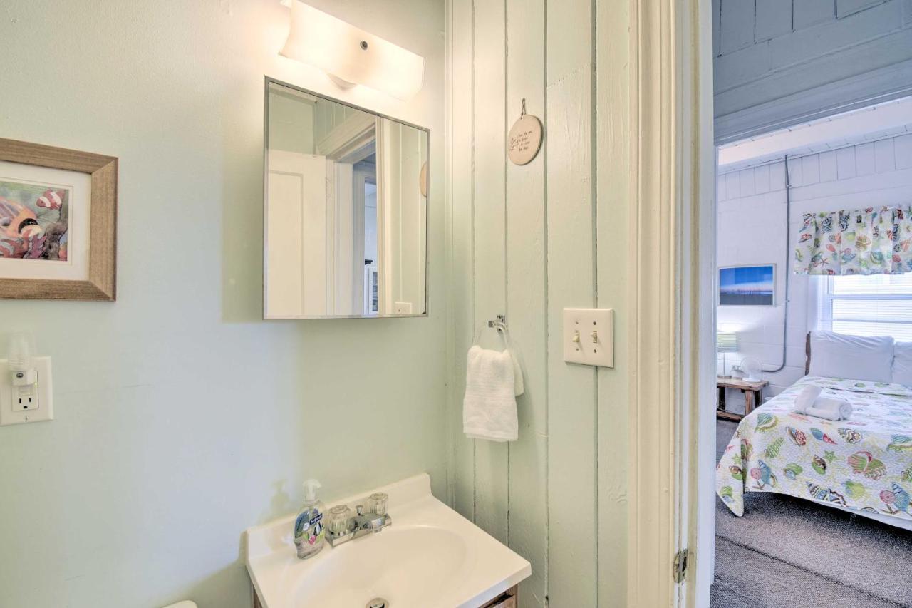 Bright Myrtle Beach Bungalow Steps To The Beach! Exteriör bild